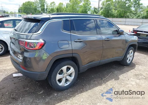 2018 Jeep Compass Latitude 4X4 из США, поврежденный, VIN 3C4NJDBB5JT355582